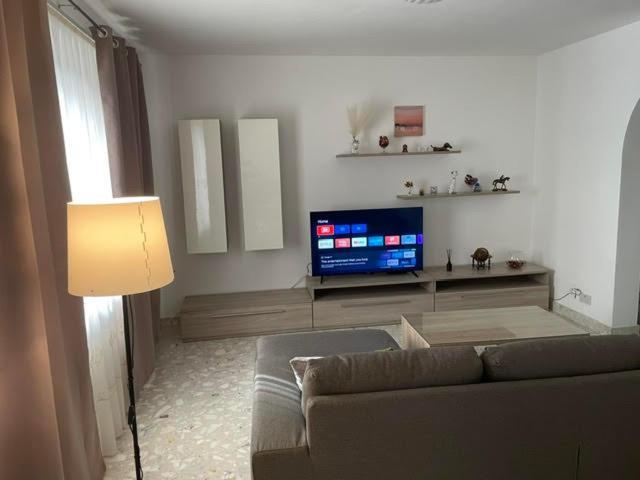 Spacious 3 Bedroom Apartment In The Heart Of St Julians سانت جوليان المظهر الخارجي الصورة
