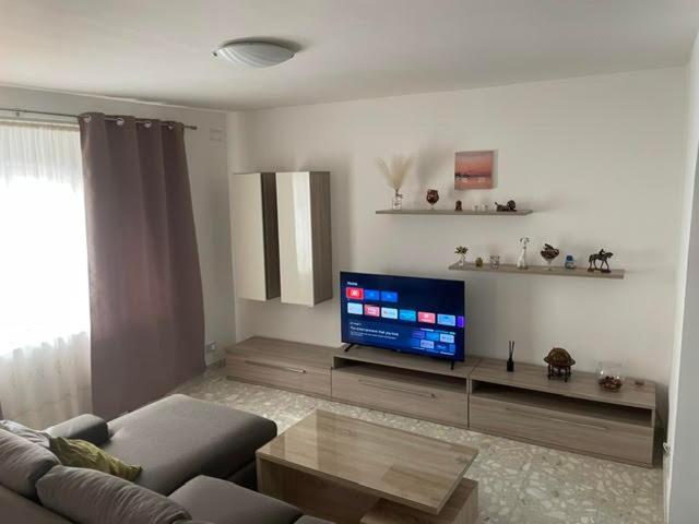 Spacious 3 Bedroom Apartment In The Heart Of St Julians سانت جوليان المظهر الخارجي الصورة
