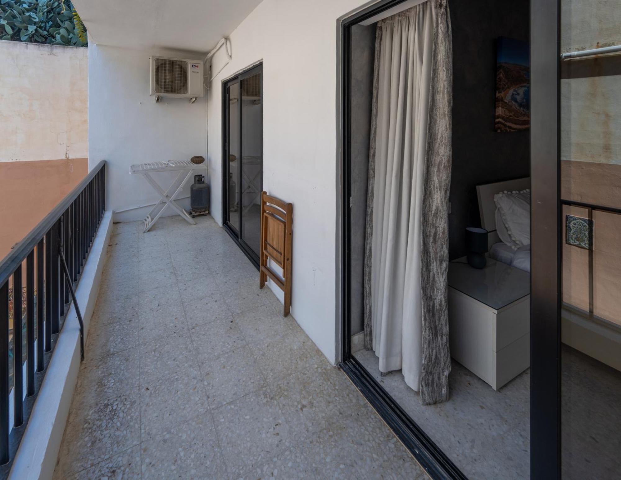 Spacious 3 Bedroom Apartment In The Heart Of St Julians سانت جوليان المظهر الخارجي الصورة